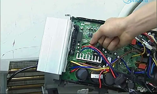 宁江美的空调电话是多少